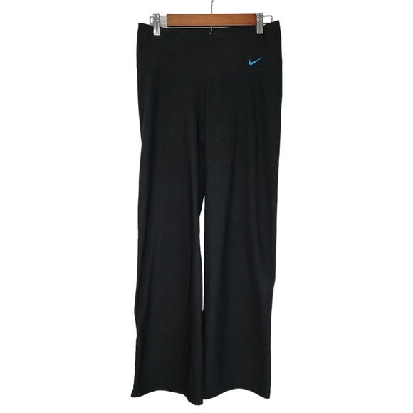 Nike dry fit flare yoga leggings - Picture 2 of 9